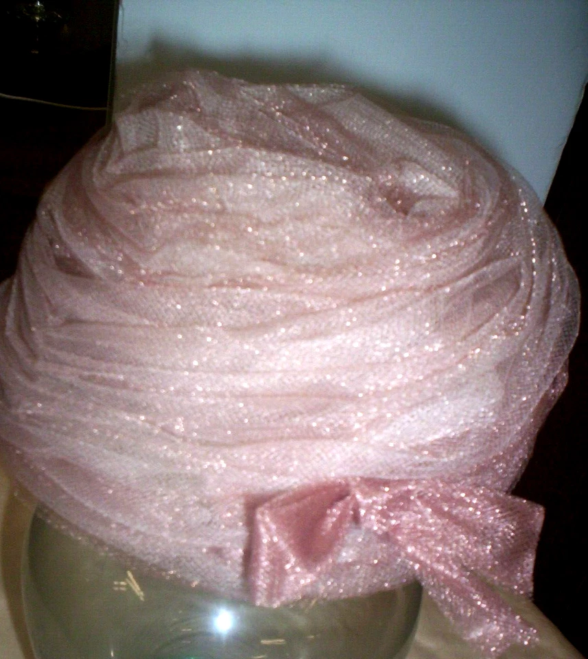 Sombrero Cloche Vintage Malva Acanalado Volantes Red Gwen Pennington Foto 1 de 1