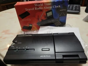 Flip Top Travel Alarm Clock AM/FM Portable Radio Calculator . - Picture 1 of 6