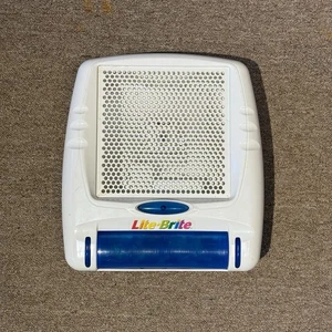 Hasbro Lite Brite 2000s Y2k Flat Screen White Toy Battery Powered Travel - Picture 1 of 3