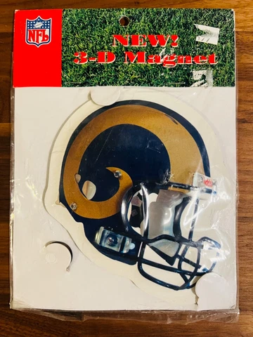 Brand New NFL Los Angeles St. Louis Rams 3-D Helmet Magnet New 4" Cover