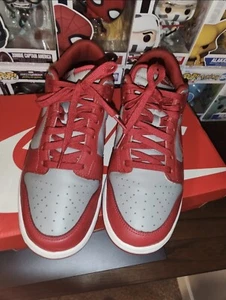 Size 10 Men’s - Nike Dunk Low SP UNLV 2021 - Picture 1 of 6