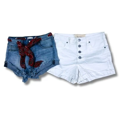 Paquete de 2 pantalones cortos de mezclilla para mujer ALTAR'D STATE - talla 5/27 Foto 1 de 4