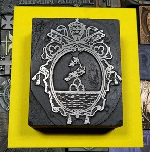 Antique VTG Bird Egg Ocean Crest Letterpress Print Type Ornament Cut Stamp Block - Picture 1 of 2