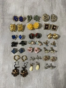Lote De Colección De 21 Pares Pendientes Clip Tornillo Trasero 2 Coro Más Sin Firmar - Imagen 1 de 22