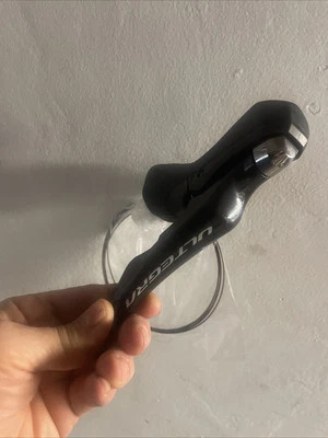Shimano Ultegra ST-R8020 Shifter / Hydraulic Brake Lever 11 Speed Right - Image 1 of 4