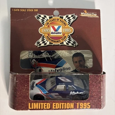 Гоночные коллекционные предметы 100 лет гонок масштаб 1:64 серийный автомобиль No6 Марк Мартин - Изображение 1 из 4