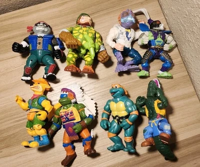 Lote DE COLECCIÓN de 8 Figuras Tortugas Ninja Adolescentes Mutantes Años 80 y 90 TMNT ACCIÓN Foto 1 de 3