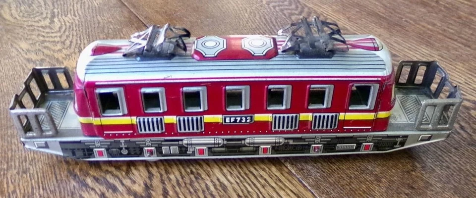 Trademark Modern Toys O Gauge Tin Litho Passenger Train Car EF732 - Image 1 of 1