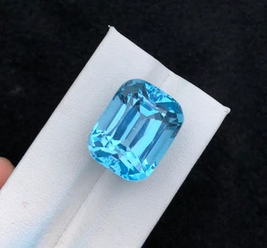 41,13 ct Naturschliff Schweizer Topas Kissenform lose Edelstein aus Afrika. - Bild 1 von 11