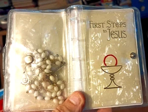 Communion Holy Prayer Book First Steps To Jesus With Rosary Beads - Picture 1 of 11