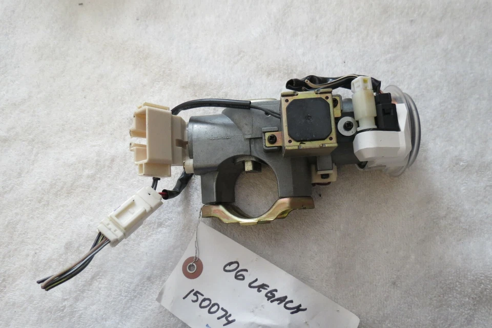 05 06 07 2005 2006 2007 Interruptor de encendido Subaru Legacy sin llave 1355I Foto 1 de 4