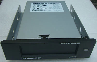 Tandberg Data 8636 RDX Quickstore 5.25 USB 3.0 Backup Drive - Image 1 of 3