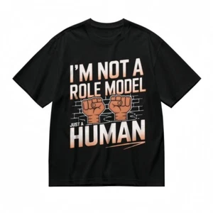 T-shirt uomo con grafica JUST A HUMAN unisex nera 100% cotone maglietta estate USA - Foto 1 di 6