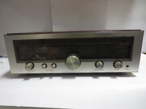Luxman R-1040, 40 WPC Receiver, Rosewood - Picture 1 of 7