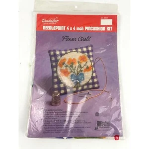 VTG Needlecraft 4x4 Inch Pin Cushion Needlepoint Kit Flower Circle USA Wool - Picture 1 of 7