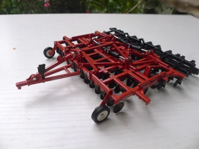 Diecast Replica 1/64 Salford 5200 Enforcer Tillage Tool, First Edition10117366FE - Image 1 of 4