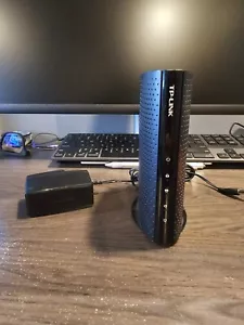TP-LINK TC-7620 680Mbps Cable Modem DOCSIS Spectrum Comcast - Picture 1 of 3