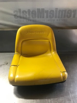 John Deere LT133 LT155 LT166 LT150 LT160 LT180 High Back Seat   Ripped - Image 1 of 4