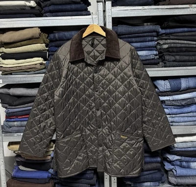 Chaqueta informal marrón acolchada BARBOUR Liddesdale para hombre Foto 1 de 4