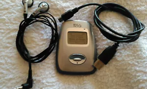 RIO CARBON SILVER 5GB MP3 PLAYER BUNDLE EXCELLENT CONDITION - Picture 1 of 4