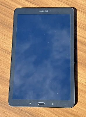 Samsung Galaxy Tab E SM-T560NU 16GB Wi-Fi 9.6in - Image 1 of 4