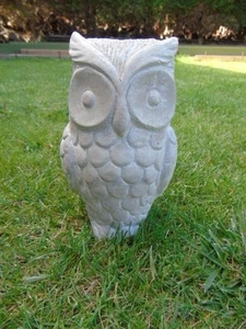 hibou ou chouette , statue en pierre patinée belle finition superbe ! - Photo 1/5