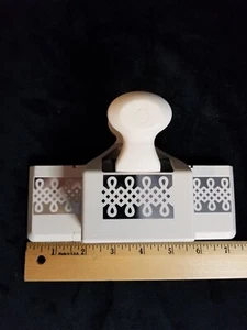 Used Martha Stewart Crafts Punch Deep Edge Punch See Picture For Pattern - Picture 1 of 3