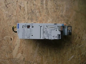 LENZE 8200 VECTOR DRIVE E82EV551_4C200 - Picture 1 of 1