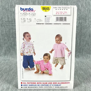 Camisa y pantalones Burda 9645 muy sueltos para bebés talla 6M 3 patrón de costura bebés - Imagen 1 de 4