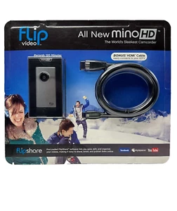 Flip MinoHD Camcorder 8 GB 2 Hour - 2nd Gen - Brushed Metal - Silver (M2120M) - Picture 1 of 4