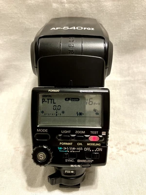 Pentax AF-540FGZ Shoe Mount Flash w/Case (Made in Japan) in Excellent Condition - Image 1 of 4