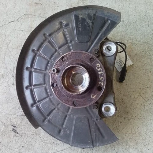 2014-2018 Jeep Cherokee Passenger Driver Right Spindle Knuckle OEM - Изображение 1 из 4