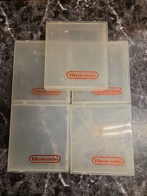 Lote de 5 fundas de plástico para juegos Nintendo NES Rental Clamshell Foto 1 de 4