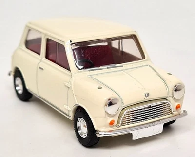 Vanguards 1/43 Austin 7 Mini White VA13001 Diecast Model Car - Image 1 of 4