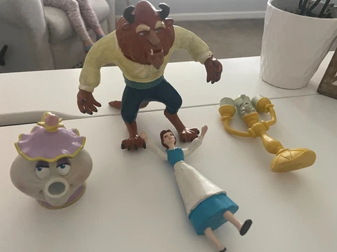 Disney's Beauty And The Beast ~ Lot of 4 Vintage Bendable Figures Cover