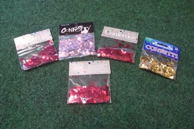 Paquetes de 5 bolsas de confeti de mesa corazón brillo rojo, dorado y rosa de 1/2 oz Foto 1 de 4