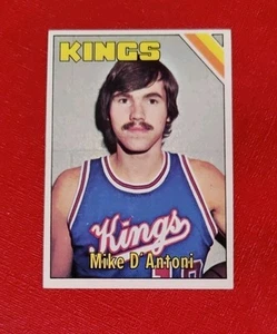 Carta NBA 1975 Topps #176 Mike D'Antoni Kansas City Kings quasi nuova - Foto 1 di 2