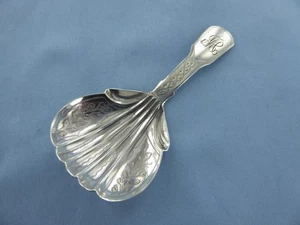 AN ANTIQUE STERLING SILVER ENGRAVED FIDDLE TEA CADDY SPOON BIRMINGHAM 1849. - Picture 1 of 7