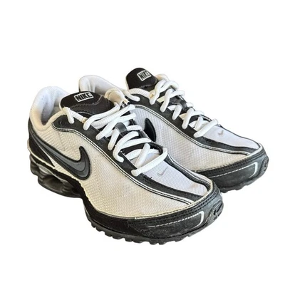 De colección. Nike Shox Blanco Negro Zapatos Deportivos Zapatilla Juvenil 4.5 Unisex Mujer 6 Foto 1 de 4