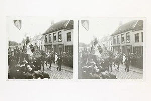 France Religious Procession Photo n46L6- Glass Plate Stereo Vintage - Picture 1 of 1