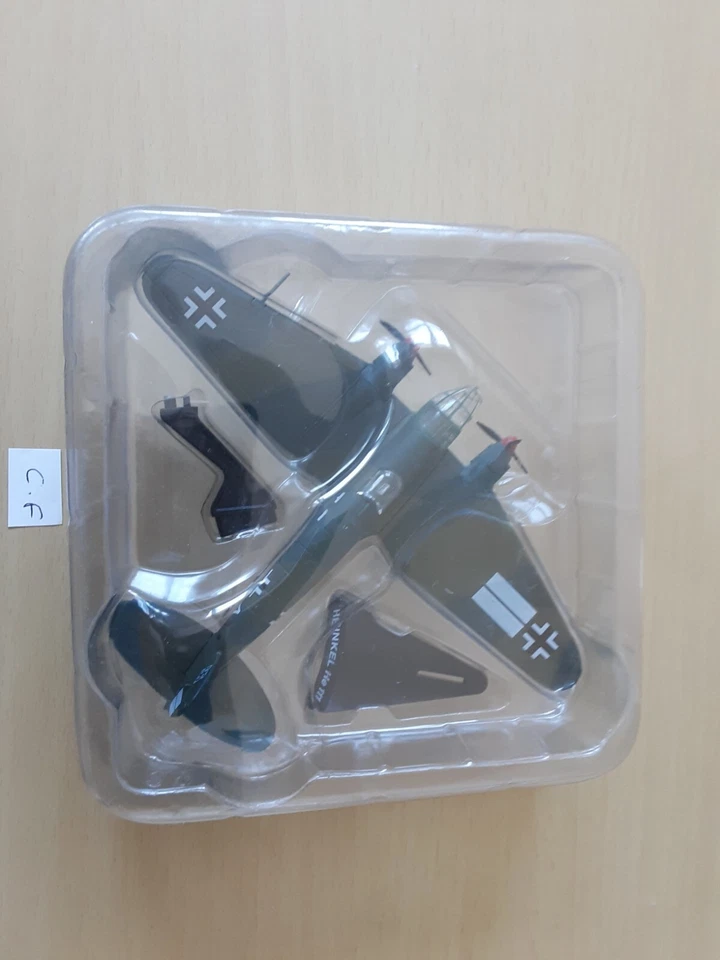 AVION MINIATURE, HEINKEL HE 111 - Photo 1/1