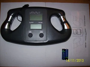COMPUTER PER CYCLETTE- BICI DA PALESTRA CON CONTROLLO CARDIO A SENSORI PALMARI - Foto 1 di 2