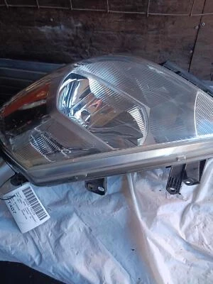 Conjunto Faro Izquierdo Nissan Versa 07 08 09 10 11 12 Foto 1 de 3