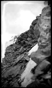 Paysage montagne Alpes randonneurs assis - ancien négatif photo an.1950 - Picture 1 of 1