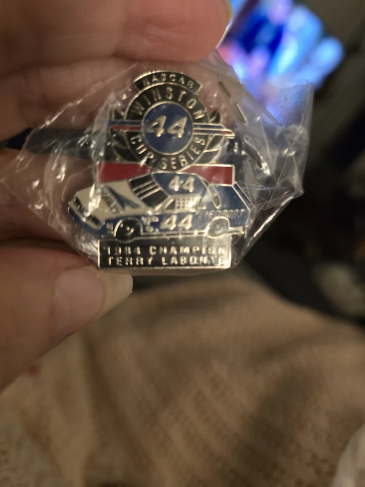 Terry Labonte 1984   Winston Cup Series  Champion  Hat Pin  #44 Piedmont - Image 1 of 1