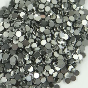 SS10 PR H  *** 50 strass PRECIOSA fond plat SS10 (2,80mm) JET HEMATITE - Picture 1 of 4