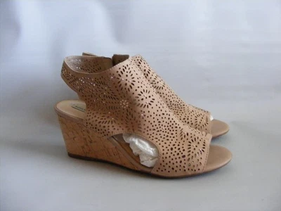 Alex Marie Maiya 9 M Slingback 2.5" Tacones de cuña Beige Mármol Cuero Estrás Foto 1 de 4