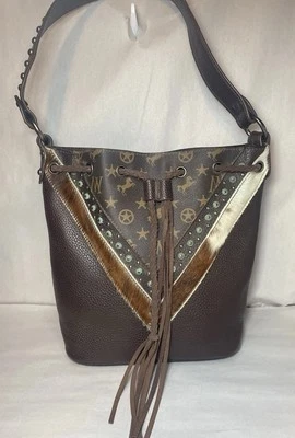 Bolsa de ombro Montana West couro marrom franja e pele bolsa rebitada faroeste - Imagem 1 de 4