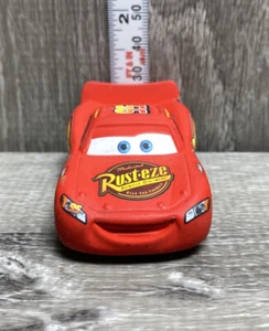 DISNEY PIXAR CARS LOSE DIRT TRACK LIGHTNING MCQUEEN - Bild 1 von 6