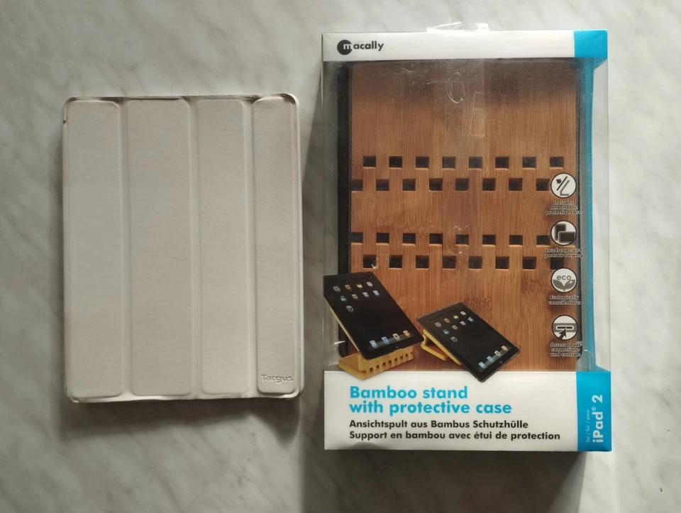 Smart Cover bianca Targus e Bamboo stand Macally per Apple iPad 2 - Immagine 1 di 1